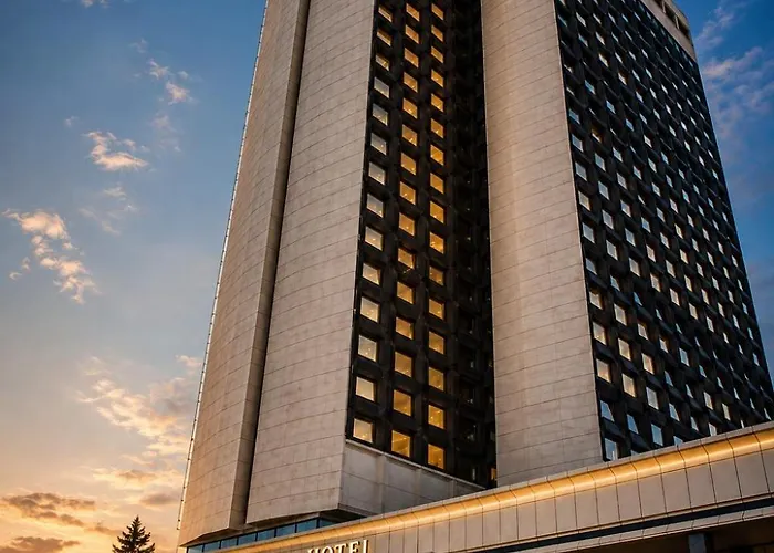Astoria Grand Hotel
